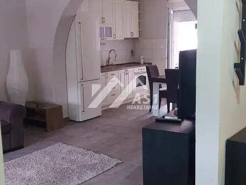 Izdavanje, kuća, 480m², Klisa, Novi Sad Sve Podlokacije - image 3