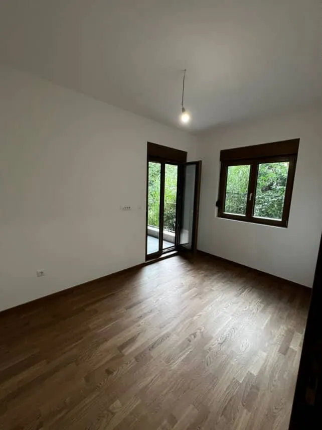 Rent, office space, 45m², Vezirov Most, Podgorica