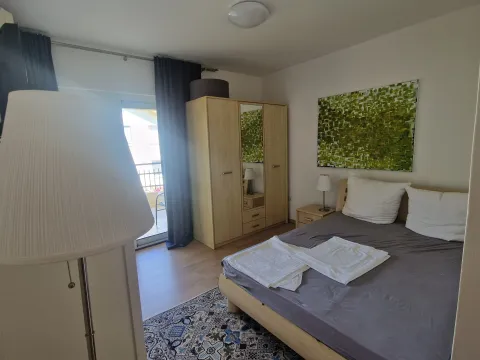 Izdavanje, dvosoban stan, 65m², Kamenari, Herceg Novi - image 3