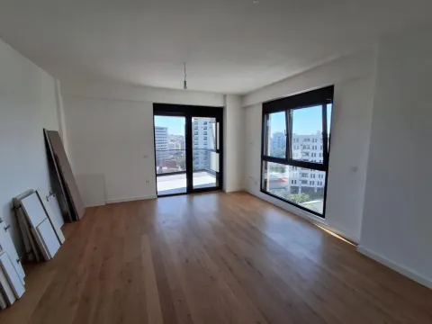 Sale, two bedroom apartment, 82m², Centar, Bar - image 2