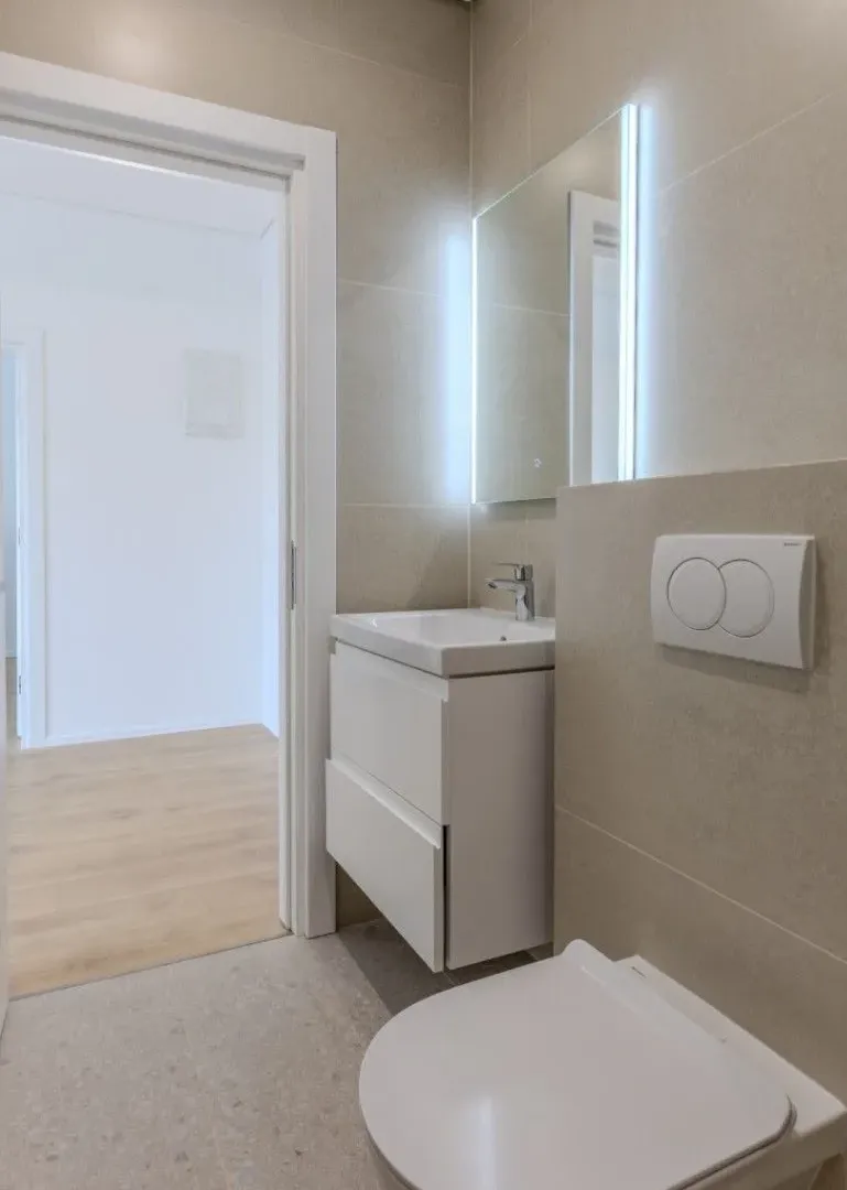 Prodaja, dvosoban stan, 113m², Tivat, Crna Gora