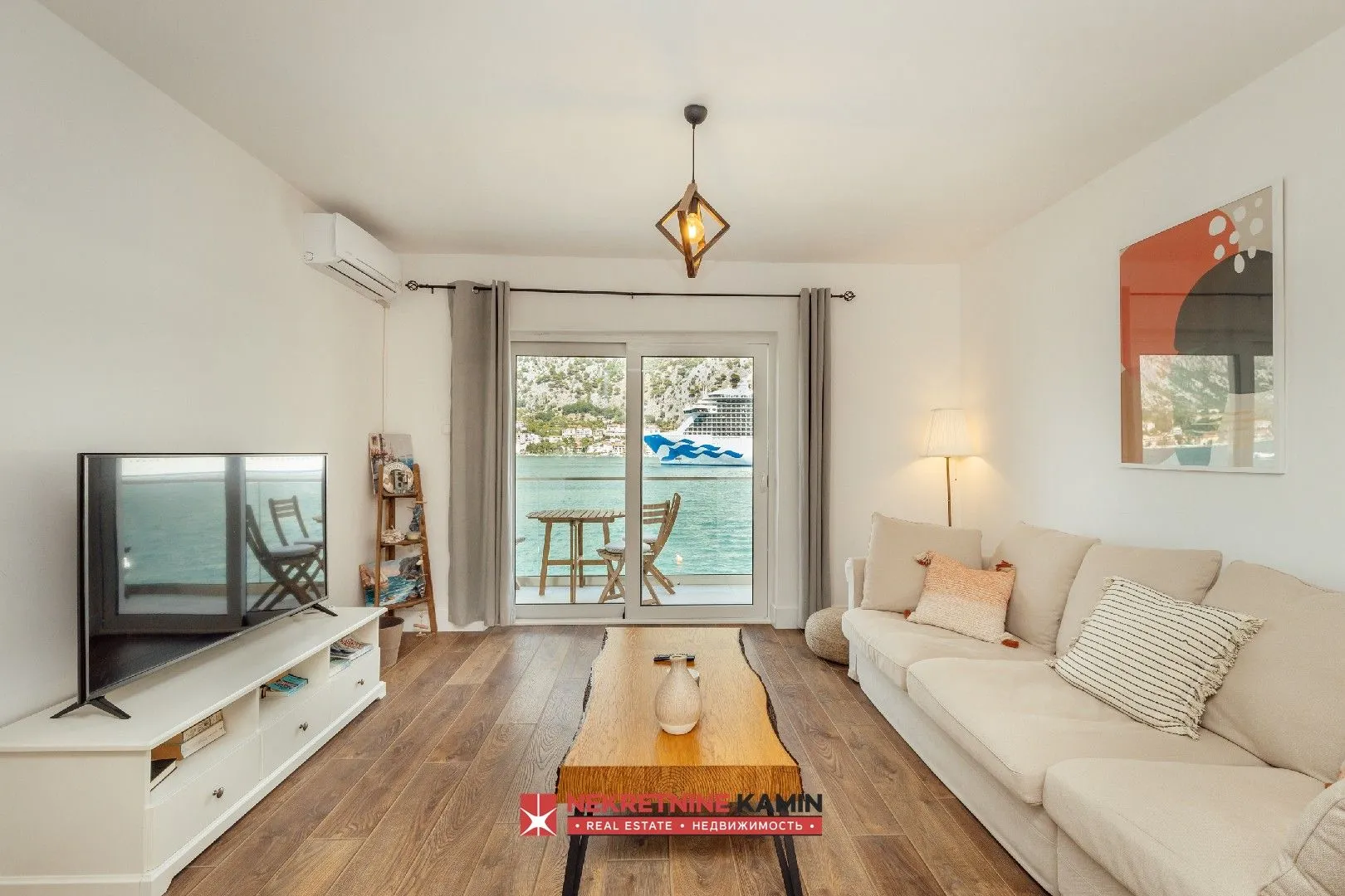 Prodaja, trosoban stan, 103m², Muo, Kotor