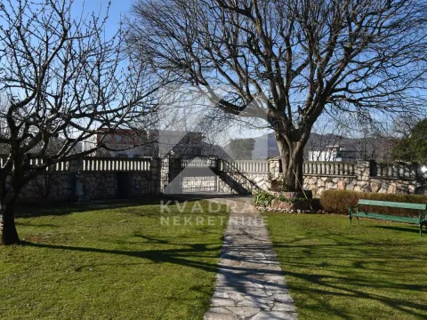 Izdavanje, kuća, 300m², Donja Gorica, Podgorica - image 3