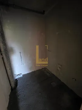 Neopremljena prostorija u fazi izgradnje sa instalacijama. - image 6