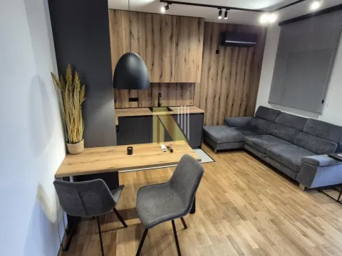 Prodaja, poslovni prostor, 650m², Petrovaradin, Novi Sad - image 23