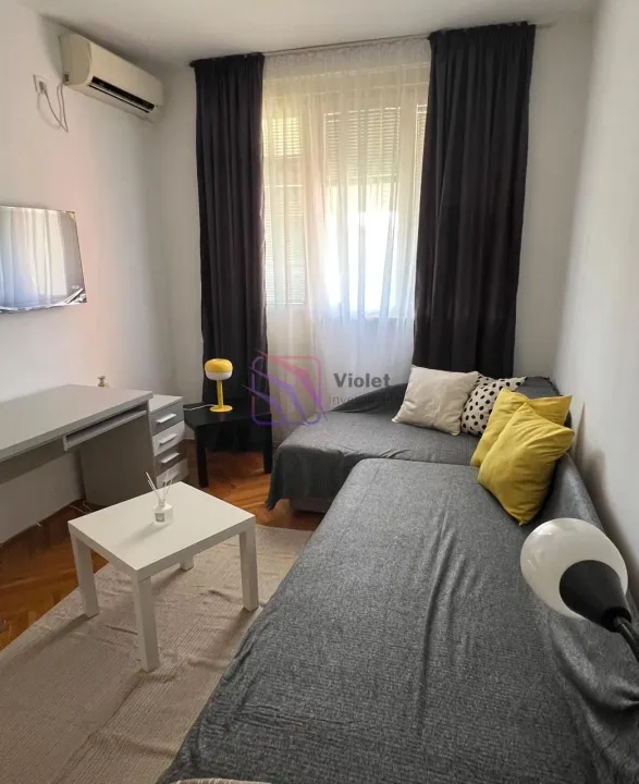 Izdavanje, jednosoban stan, 32m², Preko Morače, Podgorica