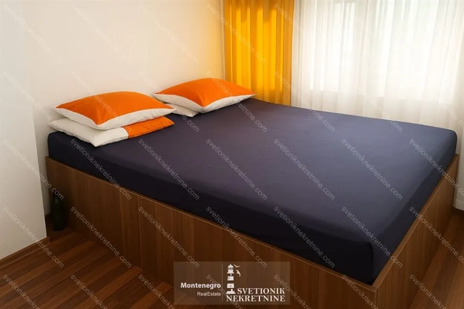 Prodaja, jednosoban stan, 32m², Centar, Herceg Novi