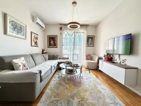 Prodaja, jednosoban stan, 39m², Stari Aerodrom, Podgorica - image 2