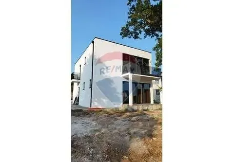 Sale, house, 143m², Šušanj, Bar - image 5