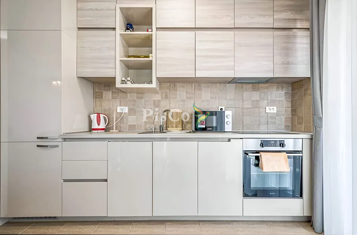 Sale, two bedroom apartment, 88m², Bečići, Budva