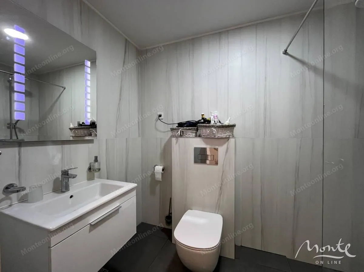 Prodaja, dvosoban stan, 64m², Seljanovo, Tivat