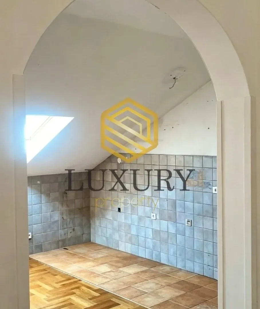 Prodaja, jednosoban stan, 43m², Stari Aerodrom, Podgorica