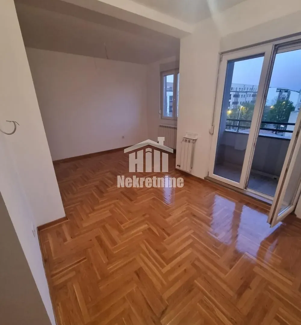 Prodaja, jednosoban stan, 43m², Zemun Cara Dušana, Zemun Sve Podlokacije