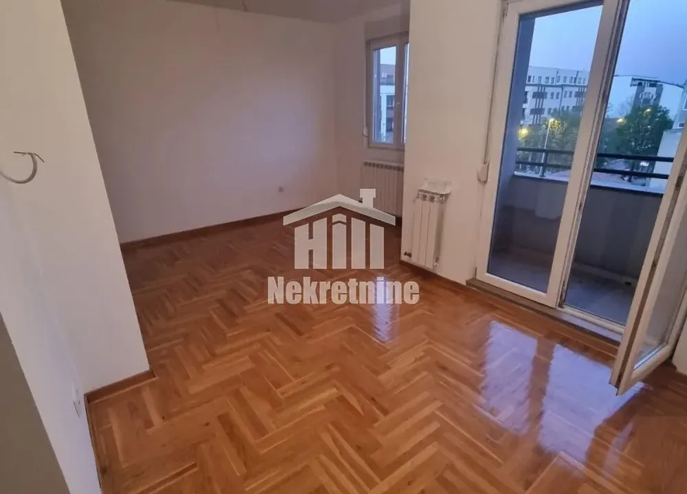 Prodaja, jednosoban stan, 43m², Zemun Cara Dušana, Zemun Sve Podlokacije