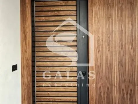 Sale, three bedroom apartment, 121m², Autokomanda, Voždovac Sve Podlokacije - image 15