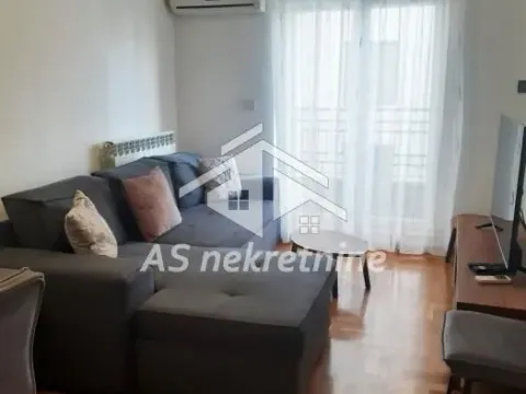 Izdavanje, dvosoban stan, 42m², Vukov Spomenik, Zvezdara Sve Podlokacije - image 2