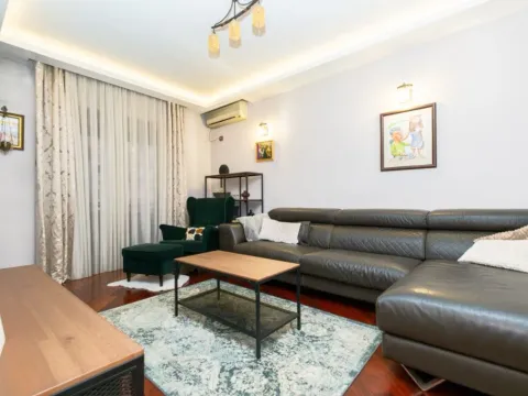 Sale, three bedroom apartment, 82m², Stari Aerodrom, Podgorica - image 11