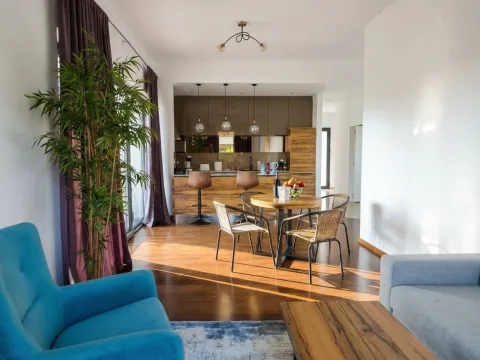 Sale, three bedroom apartment, 83m², Bečići, Budva - image 7