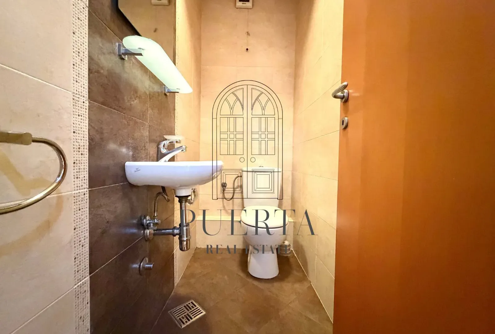 Prodaja, dvosoban stan, 64m², Stari Aerodrom, Podgorica