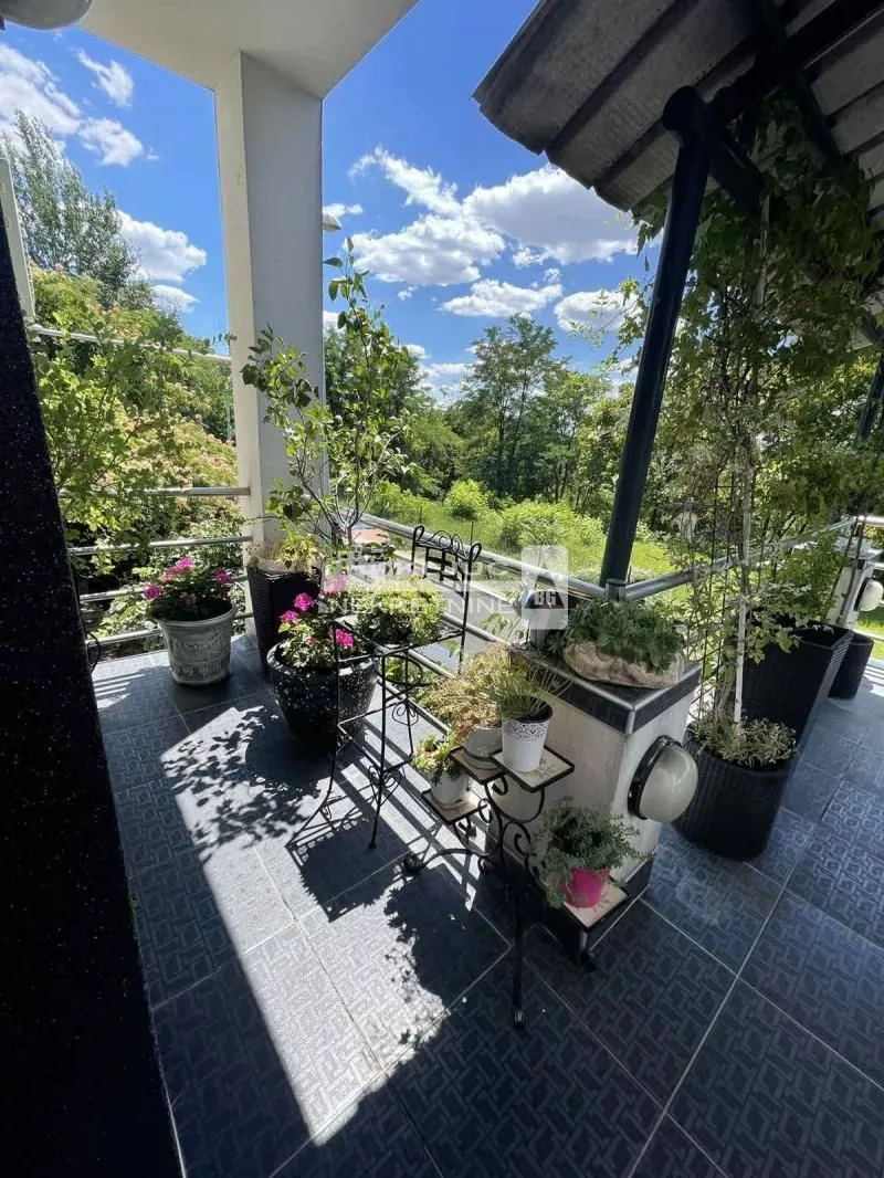 Sale, house, 520m², Savski Venac, Beograd