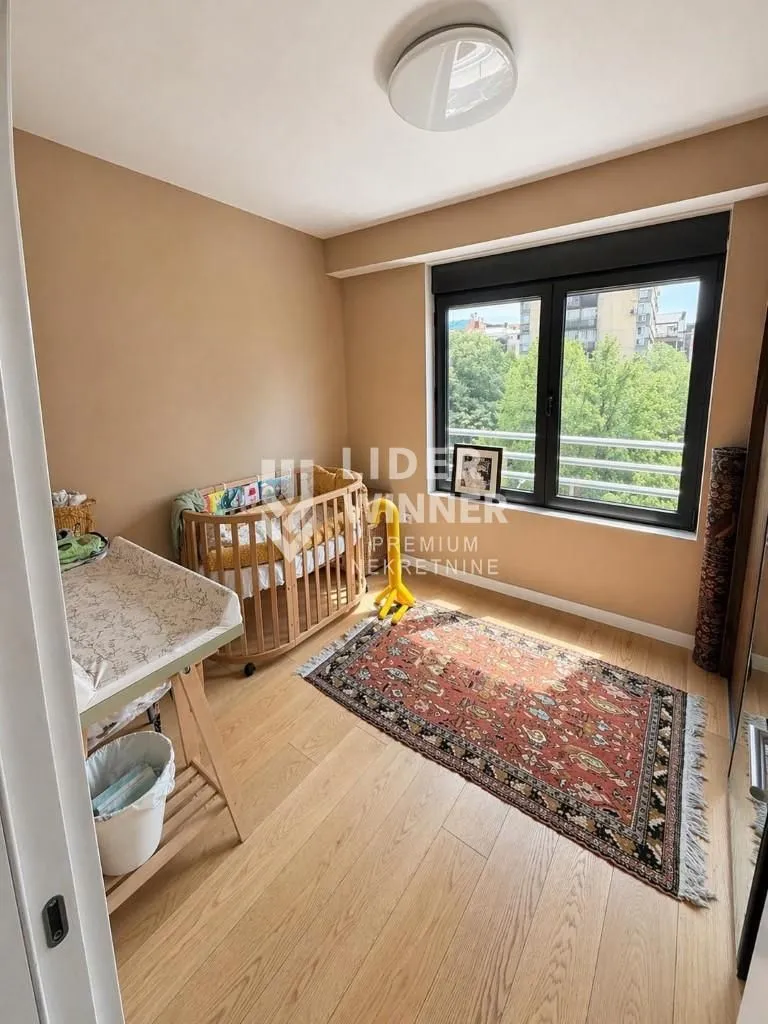 Prodaja, trosoban stan, 69m², Neimar, Vračar Sve Podlokacije
