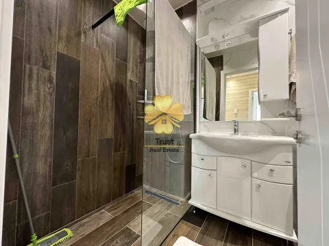 Izdavanje, dvosoban stan, 80m², Stara Varoš, Podgorica - image 11