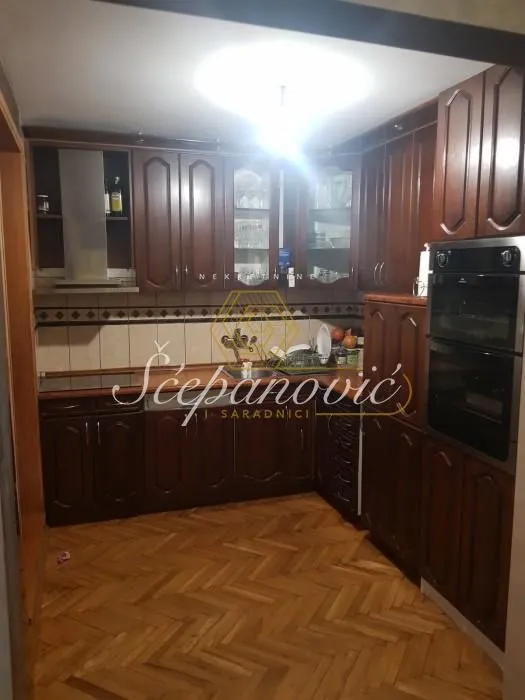 Rent, house, 165m², Sremska Kamenica, Petrovaradin