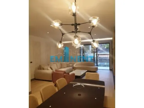 Rent, two bedroom apartment, 104m², Cvetni Trg, Vračar Sve Podlokacije - image 2