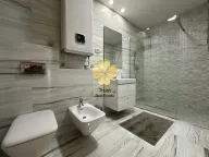 Izdavanje, trosoban stan, 110m², Momišići, Podgorica - image 11