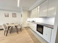 Izdavanje, trosoban stan, 78m², Savski Venac, Beograd - image 3
