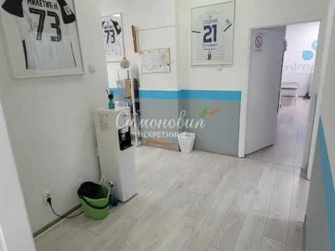 Izdavanje, poslovni prostor, 136m², Banovo Brdo, Beograd - image 5