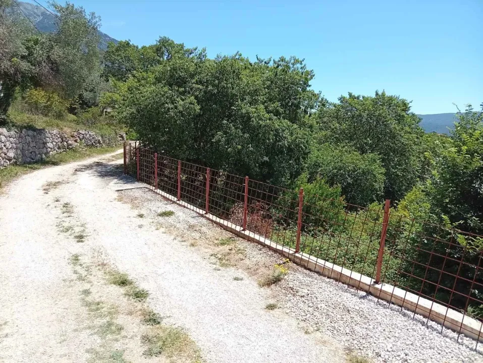 Prodaja, plac, 1300m², Kavač, Kotor