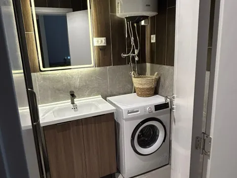 Izdavanje, jednosoban stan, 37m², Tološi, Podgorica - image 3