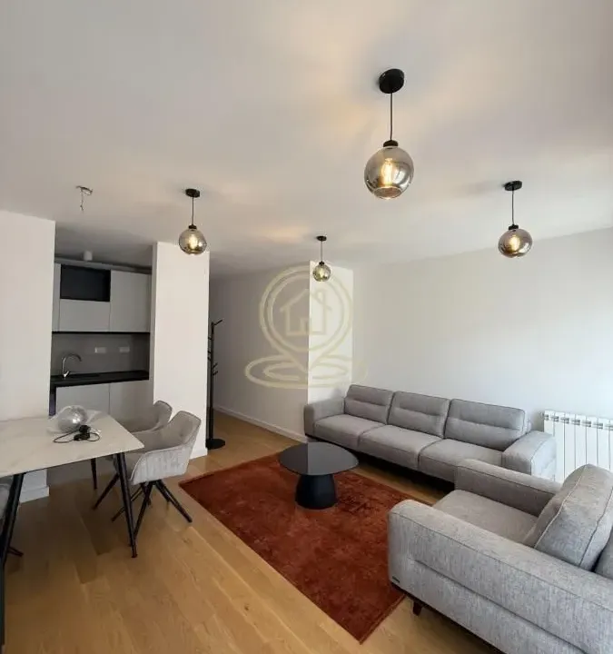 Rent, four bedroom apartment, 81m², Južni Bulevar, Vračar Sve Podlokacije