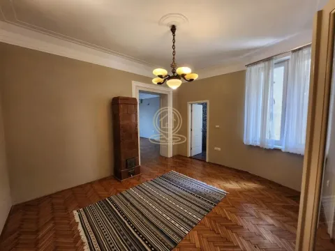 Izdavanje, poslovni prostor, 80m², Stari Grad, Beograd - image 2