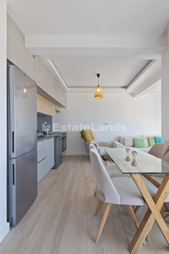Prodaja, dvosoban stan, 62m², Kava, Tivat