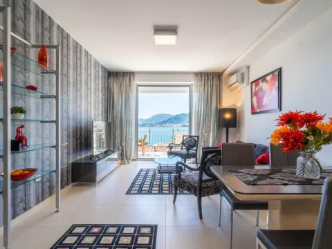 Sale, one bedroom apartment, 75m², Pržno, Budva - image 13