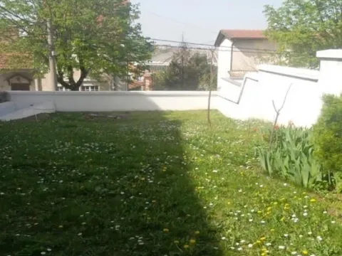 Prodaja, kuća, 245m², Savski Venac, Beograd - image 1