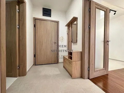 Rent, one bedroom apartment, 54m², Master Kvart, Podgorica - image 8