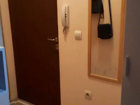 Izdavanje, stan, 38m², Pobrežje, Podgorica - image 6