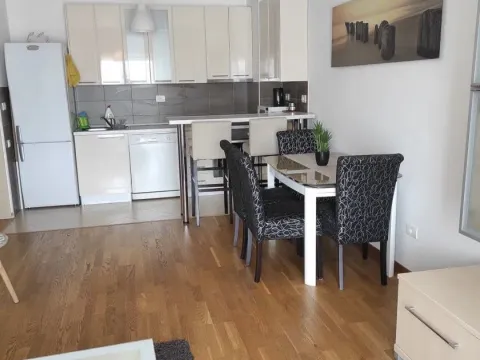 Rent, one bedroom apartment, 51m², City Kvart, Podgorica - image 4