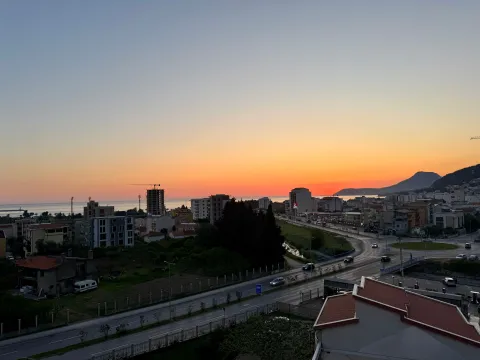 Stan-na-dan, jednosoban stan, 50m², Centar, Bar - image 12