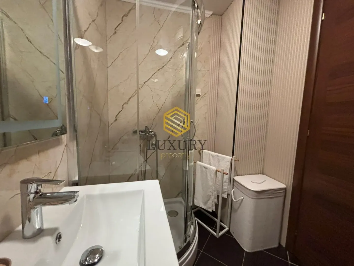 Rent, two bedroom apartment, 78m², City Kvart, Podgorica