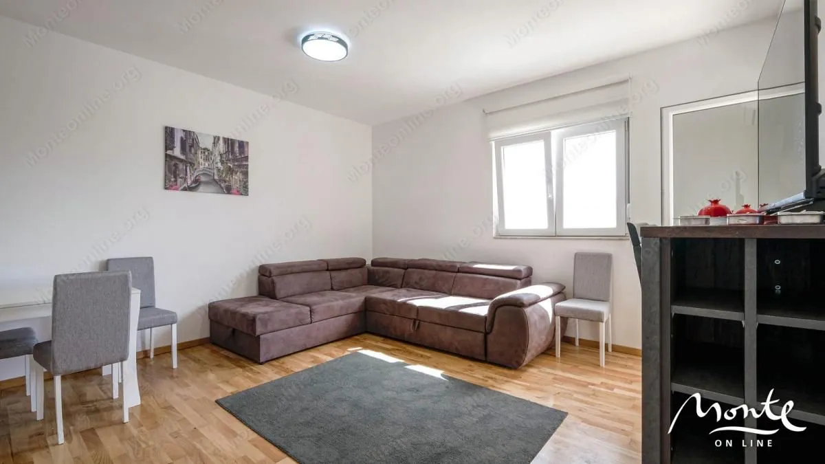 Sale, two bedroom apartment, 59m², Bečići, Budva