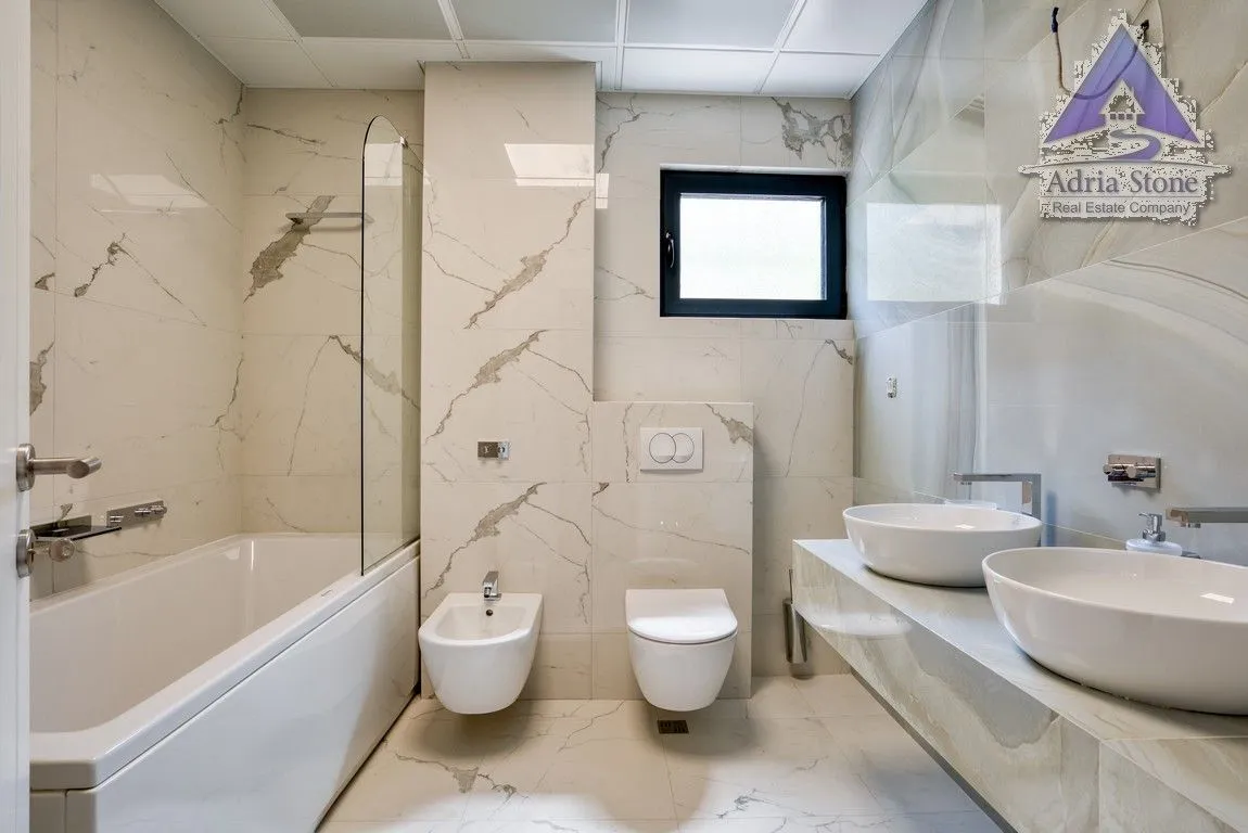Sale, house, 450m², Tudorovići, Budva