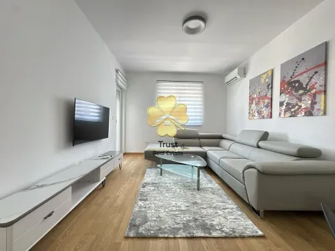 Izdavanje, stan, 50m², Stari Aerodrom, Podgorica