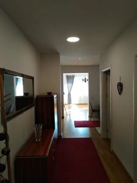 Izdavanje, četvorosoban stan, 118m², Savski Venac, Beograd