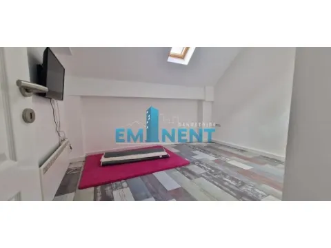 Izdavanje, četvorosoban stan, 81m², Savski Venac, Beograd - image 4