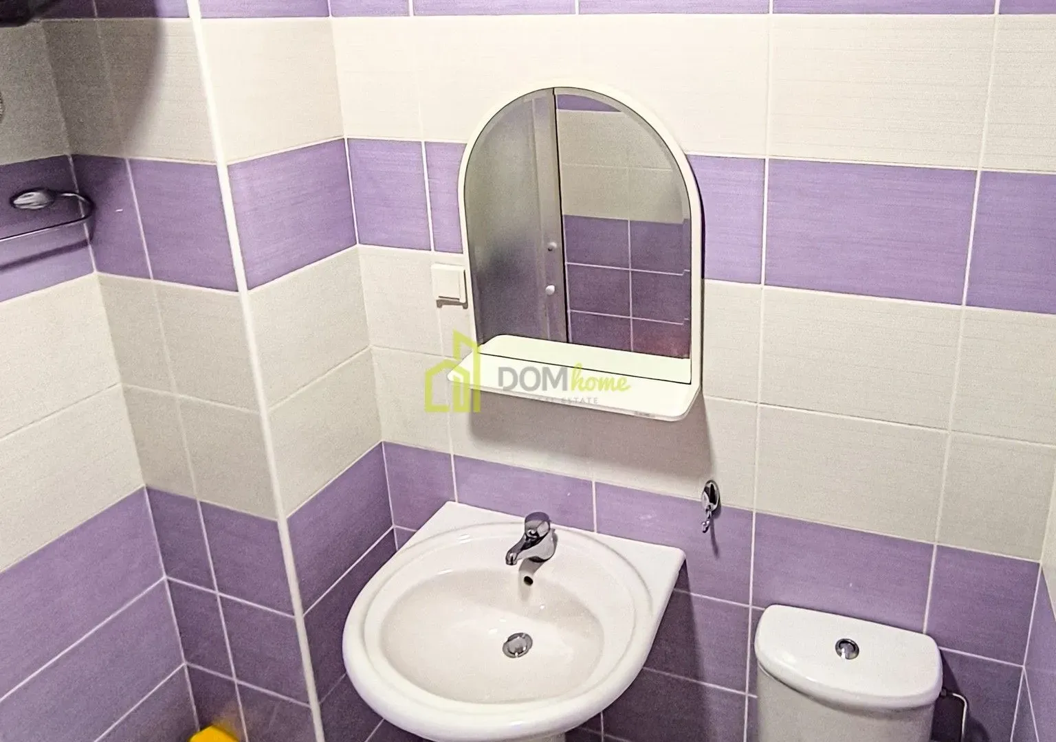 Sale, two bedroom apartment, 78m², Centar, Tivat
