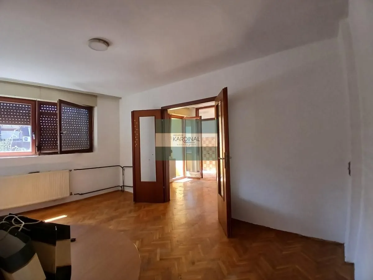 Prodaja, jednosoban stan, 44m², Centar, Jagodina